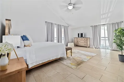 9415 Citrus Glen Place Tampa FL 33618