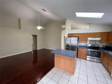 4219 Andover Cay Boulevard Orlando FL 32825