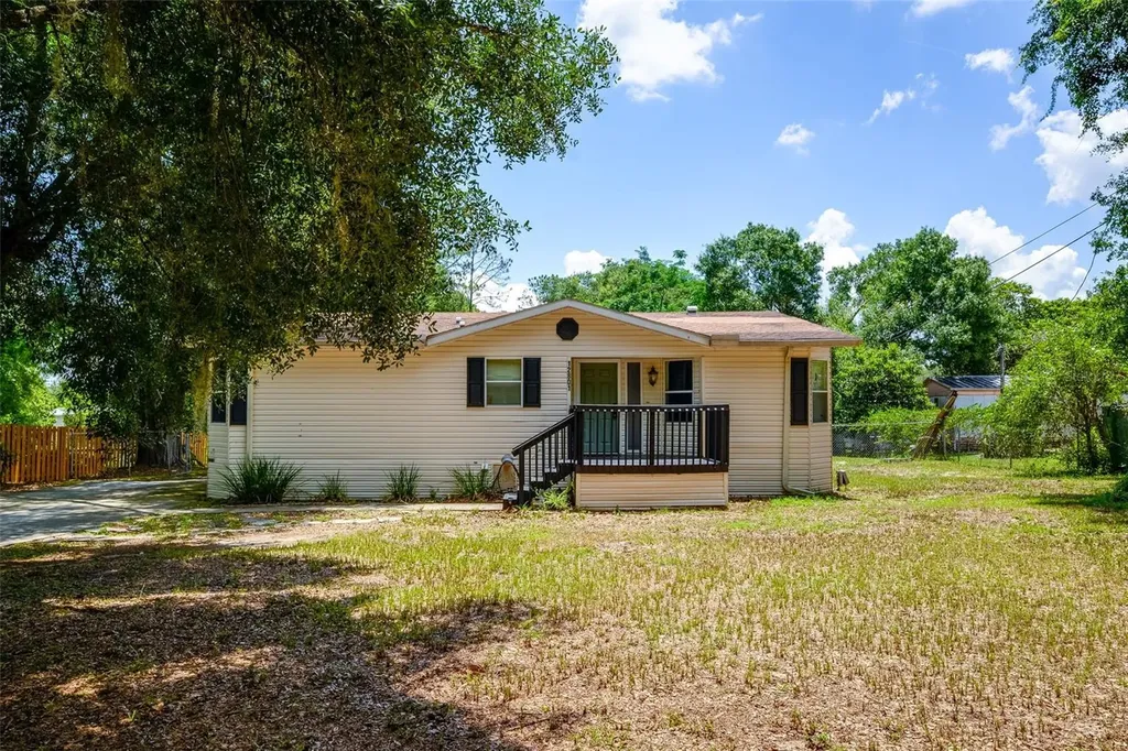 12801 Cliffside Place Thonotosassa FL 33592