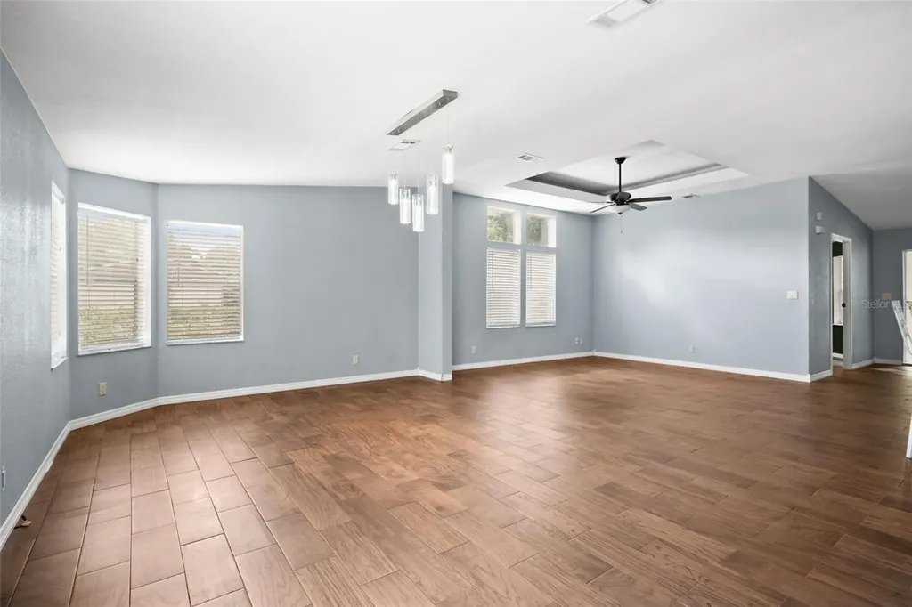 12801 Cliffside Place Thonotosassa FL 33592