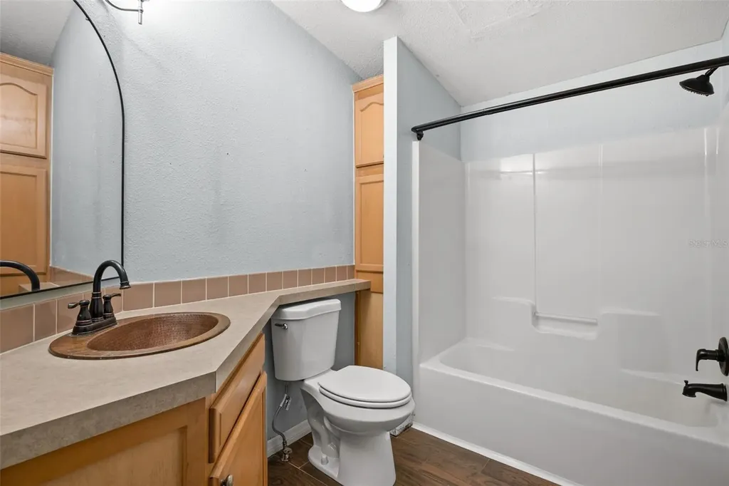 12801 Cliffside Place Thonotosassa FL 33592