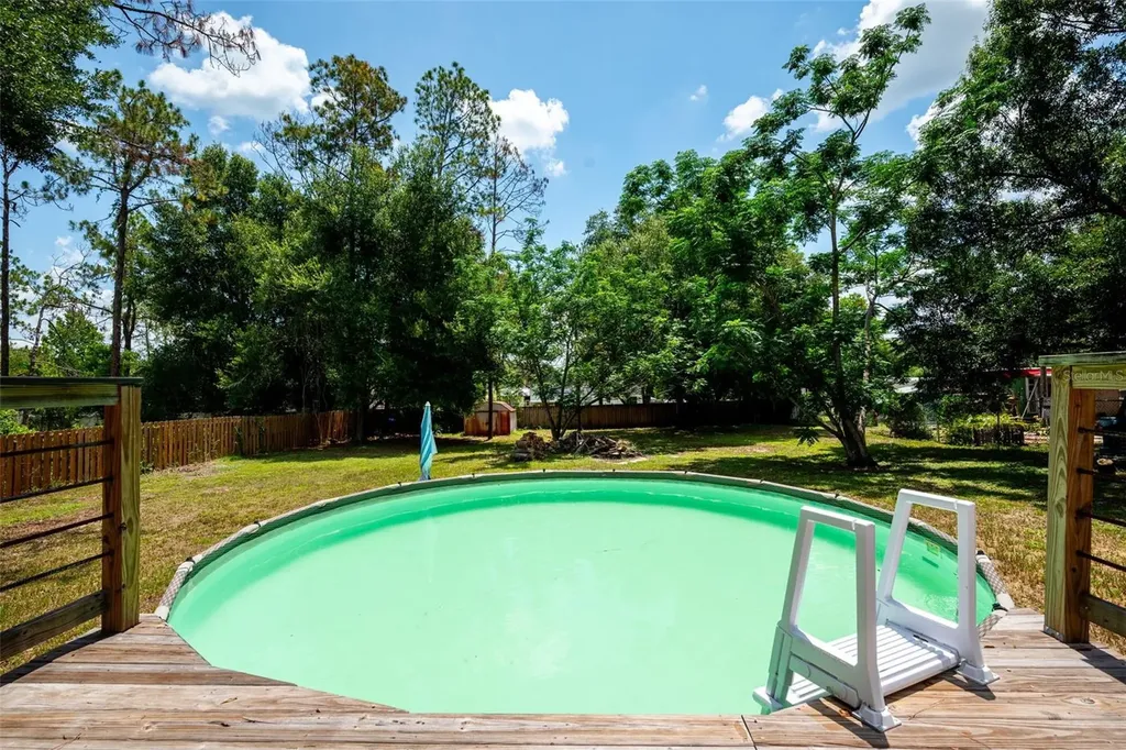 12801 Cliffside Place Thonotosassa FL 33592
