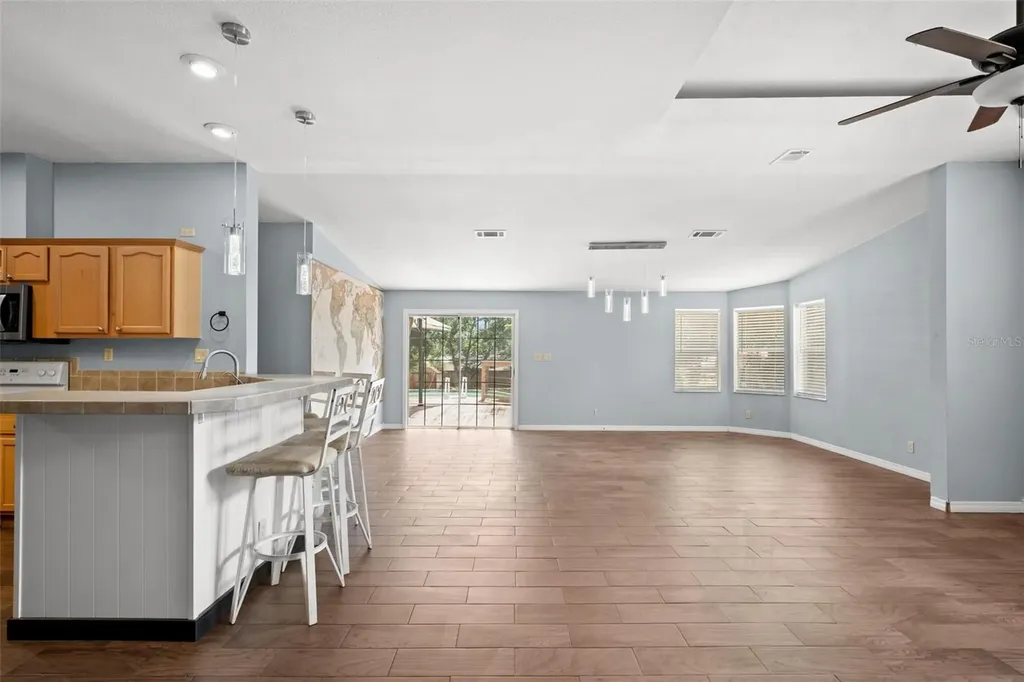 12801 Cliffside Place Thonotosassa FL 33592