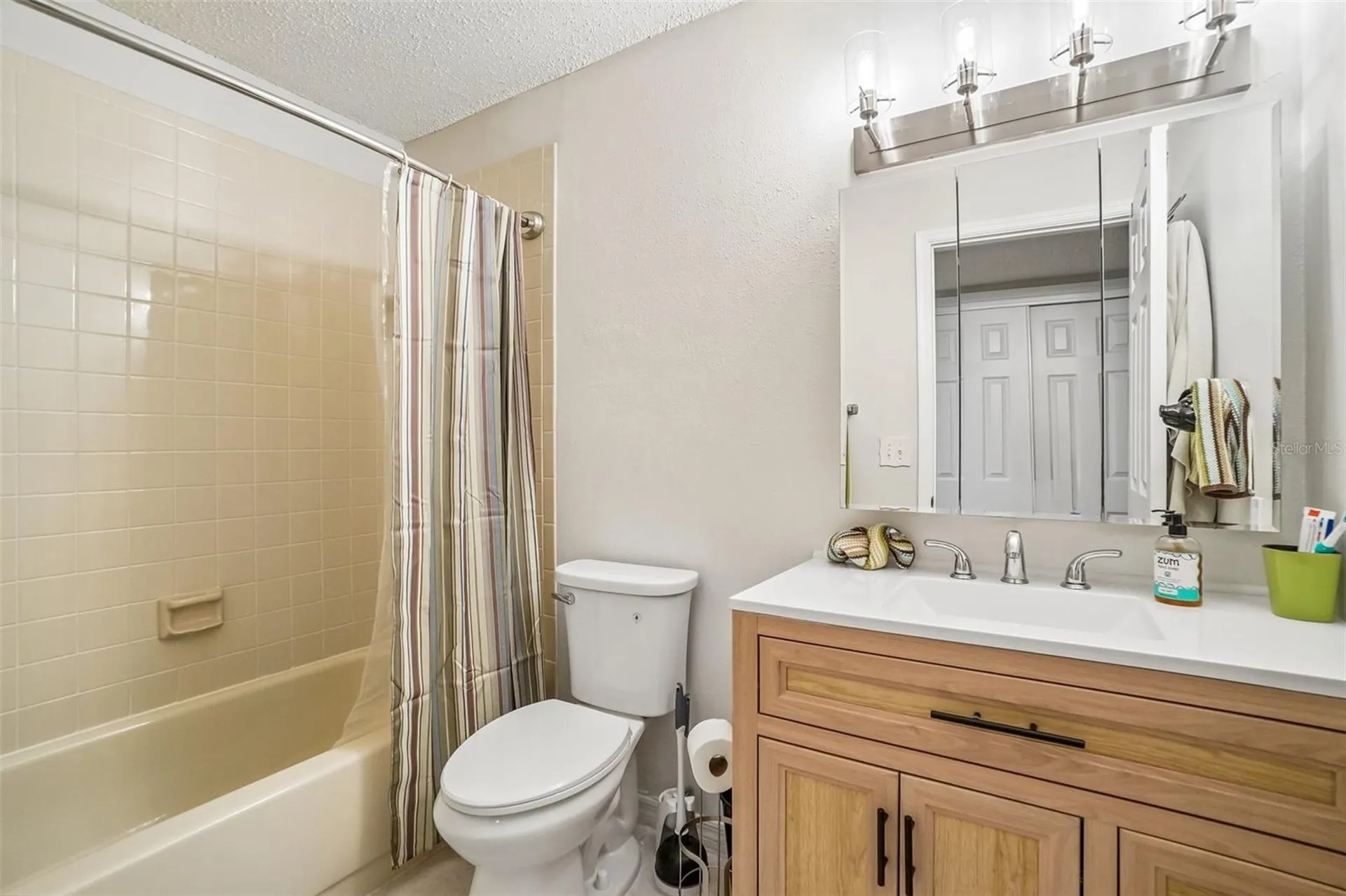 8350 Savannah Trace Circle Tampa FL 33615