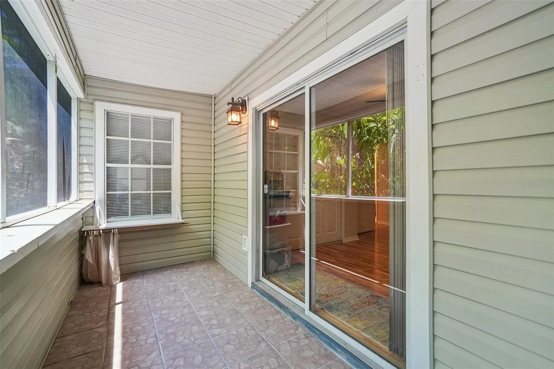 8350 Savannah Trace Circle Tampa FL 33615