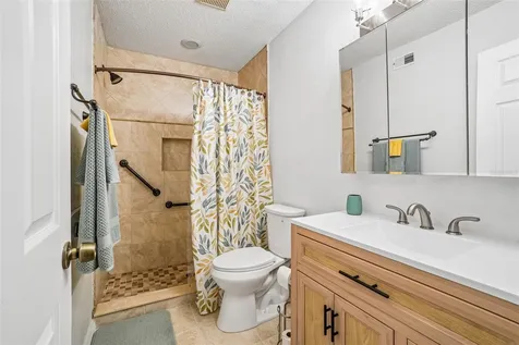 8350 Savannah Trace Circle Tampa FL 33615