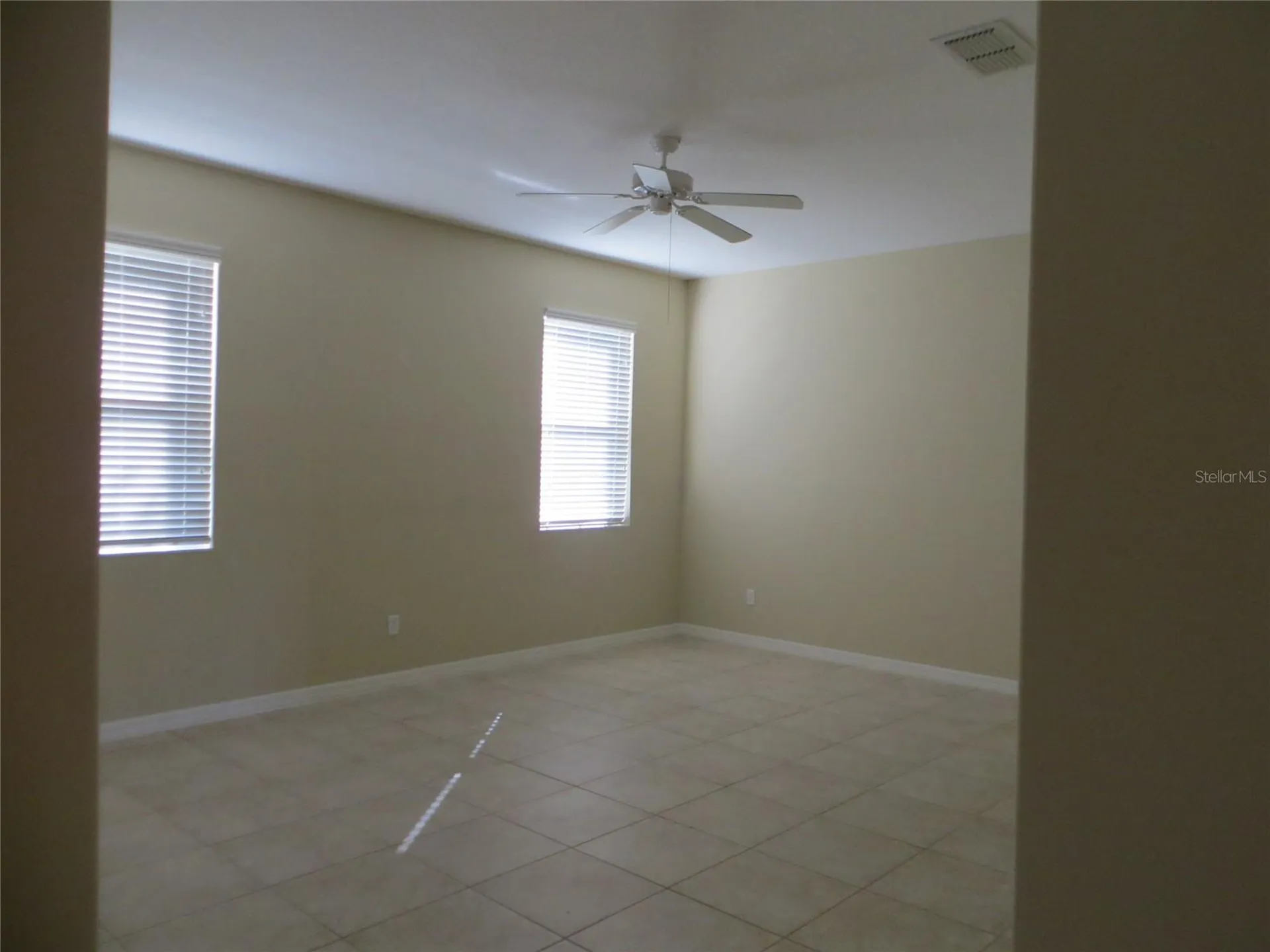 5303 Cape Hatteras Drive Clermont FL 34714