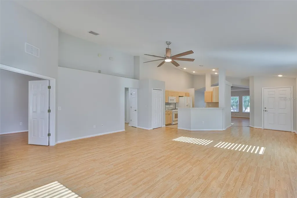 6610 Cambridge Park Drive Apollo Beach FL 33572