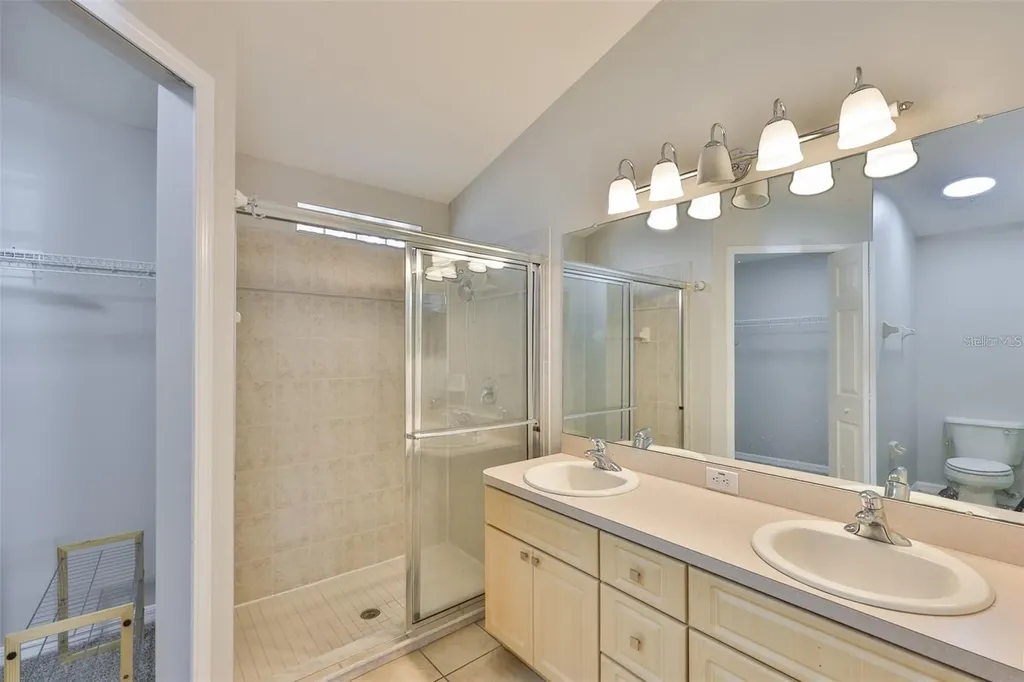 6610 Cambridge Park Drive Apollo Beach FL 33572