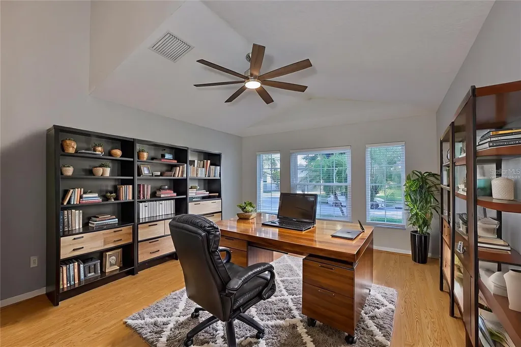 6610 Cambridge Park Drive Apollo Beach FL 33572