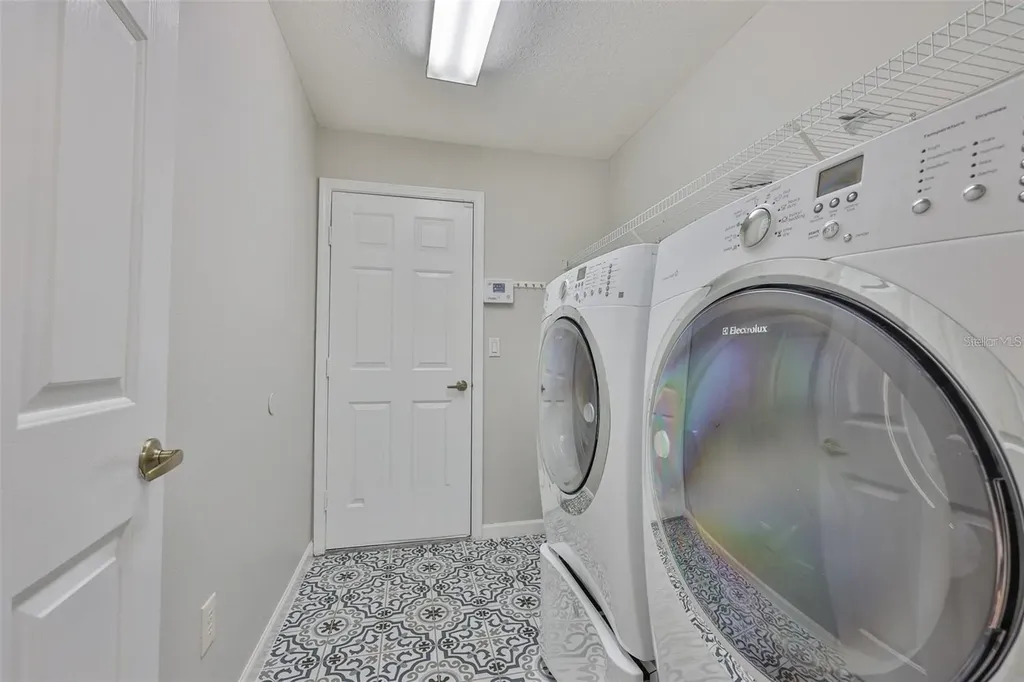 6610 Cambridge Park Drive Apollo Beach FL 33572