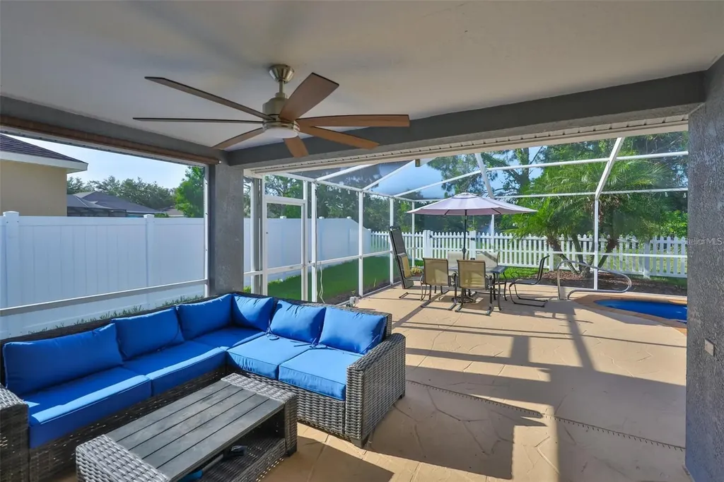 6610 Cambridge Park Drive Apollo Beach FL 33572