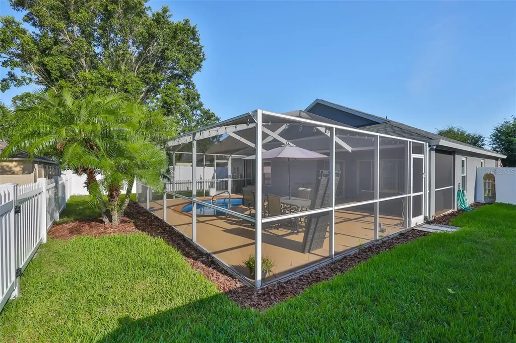 6610 Cambridge Park Drive Apollo Beach FL 33572