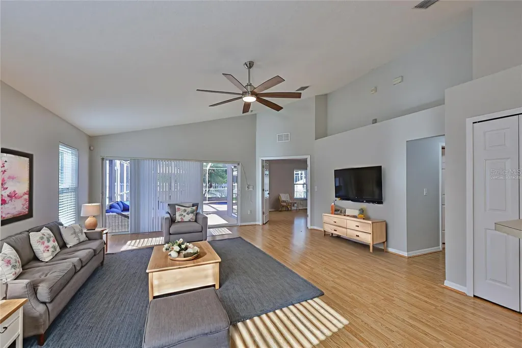 6610 Cambridge Park Drive Apollo Beach FL 33572