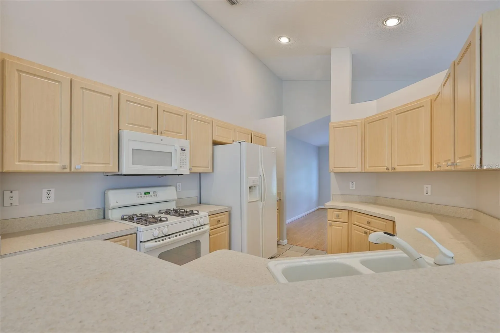 6610 Cambridge Park Drive Apollo Beach FL 33572