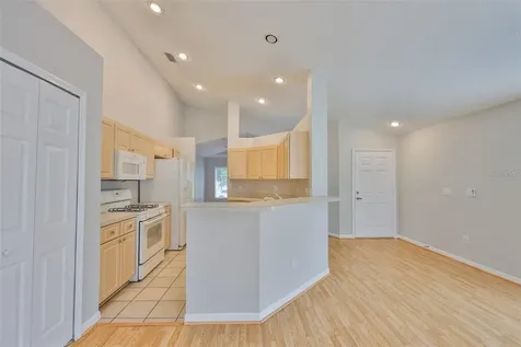 6610 Cambridge Park Drive Apollo Beach FL 33572
