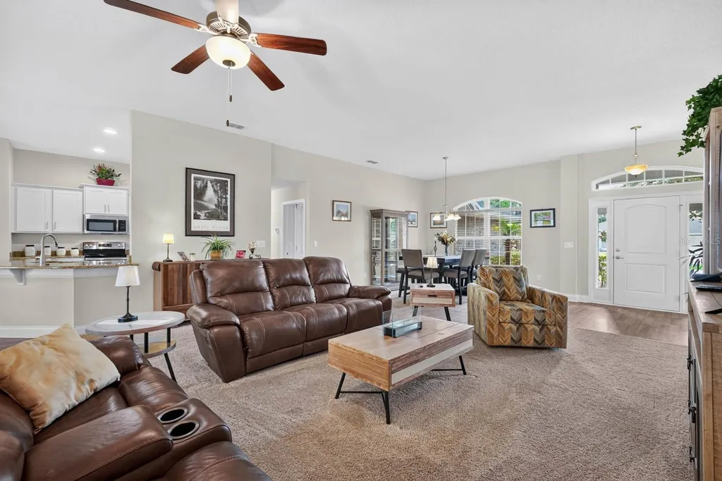 24 Lincoln Lane Palm Coast FL 32137