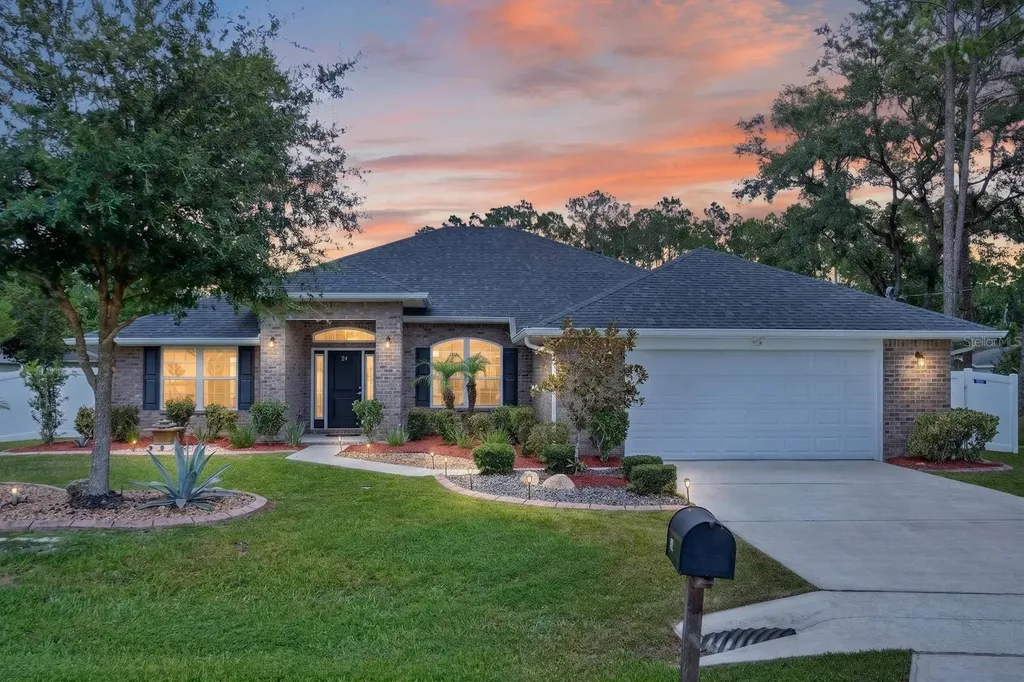 24 Lincoln Lane Palm Coast FL 32137