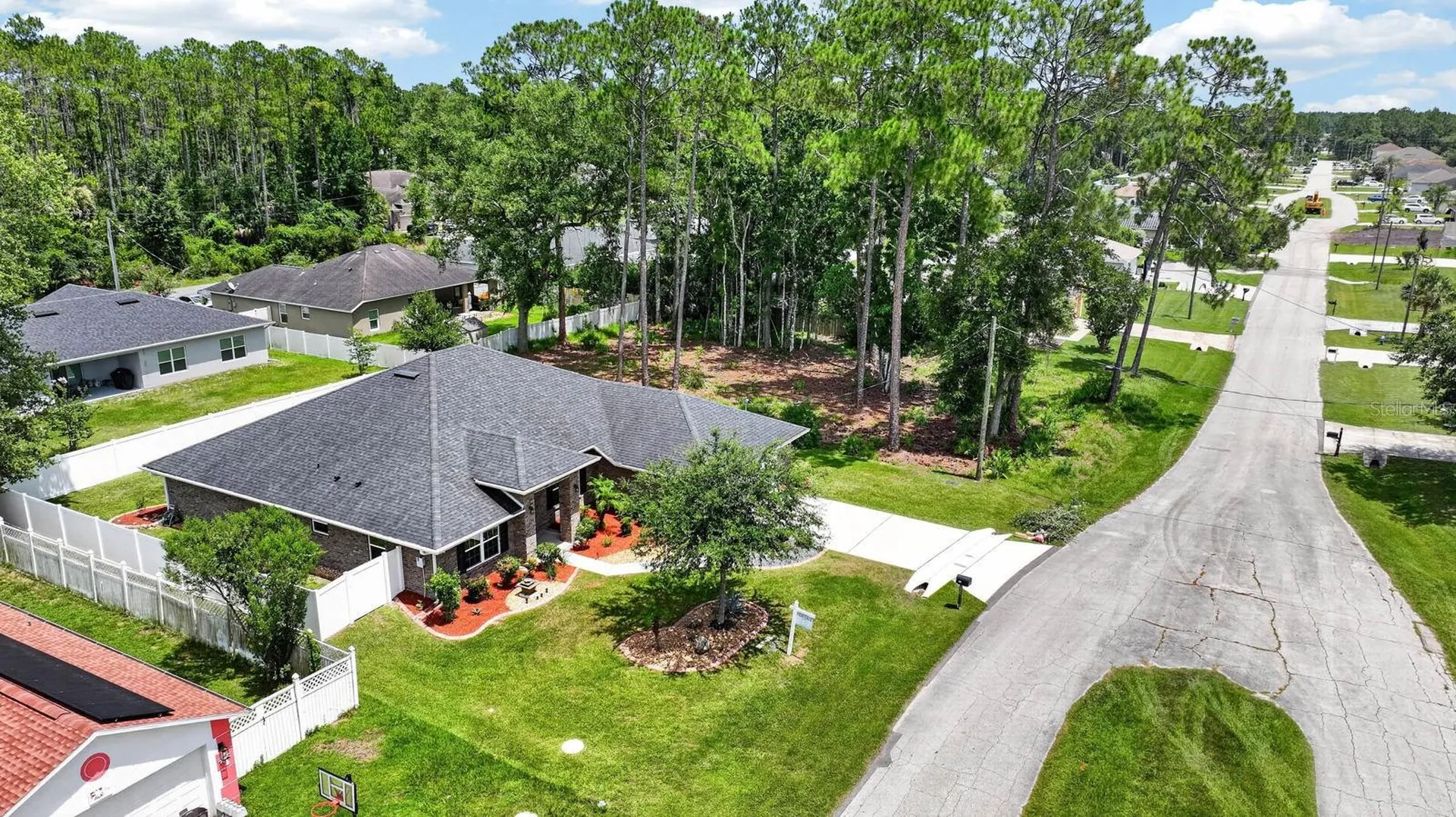 24 Lincoln Lane Palm Coast FL 32137
