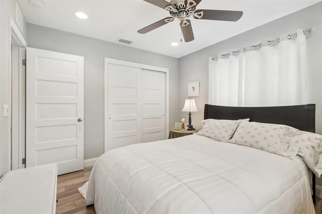 1207 Kapok Circle Clearwater FL 33759