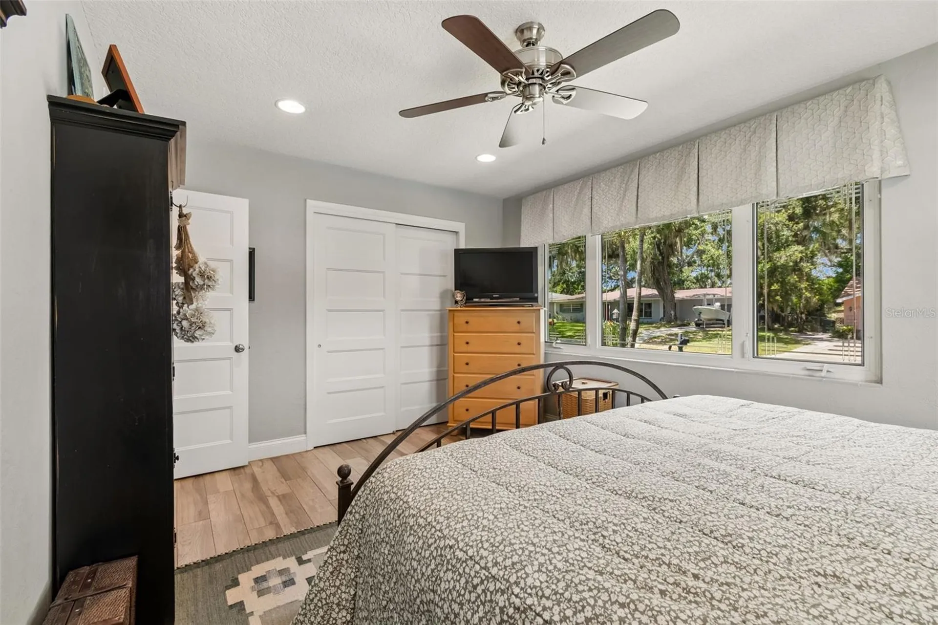 1207 Kapok Circle Clearwater FL 33759