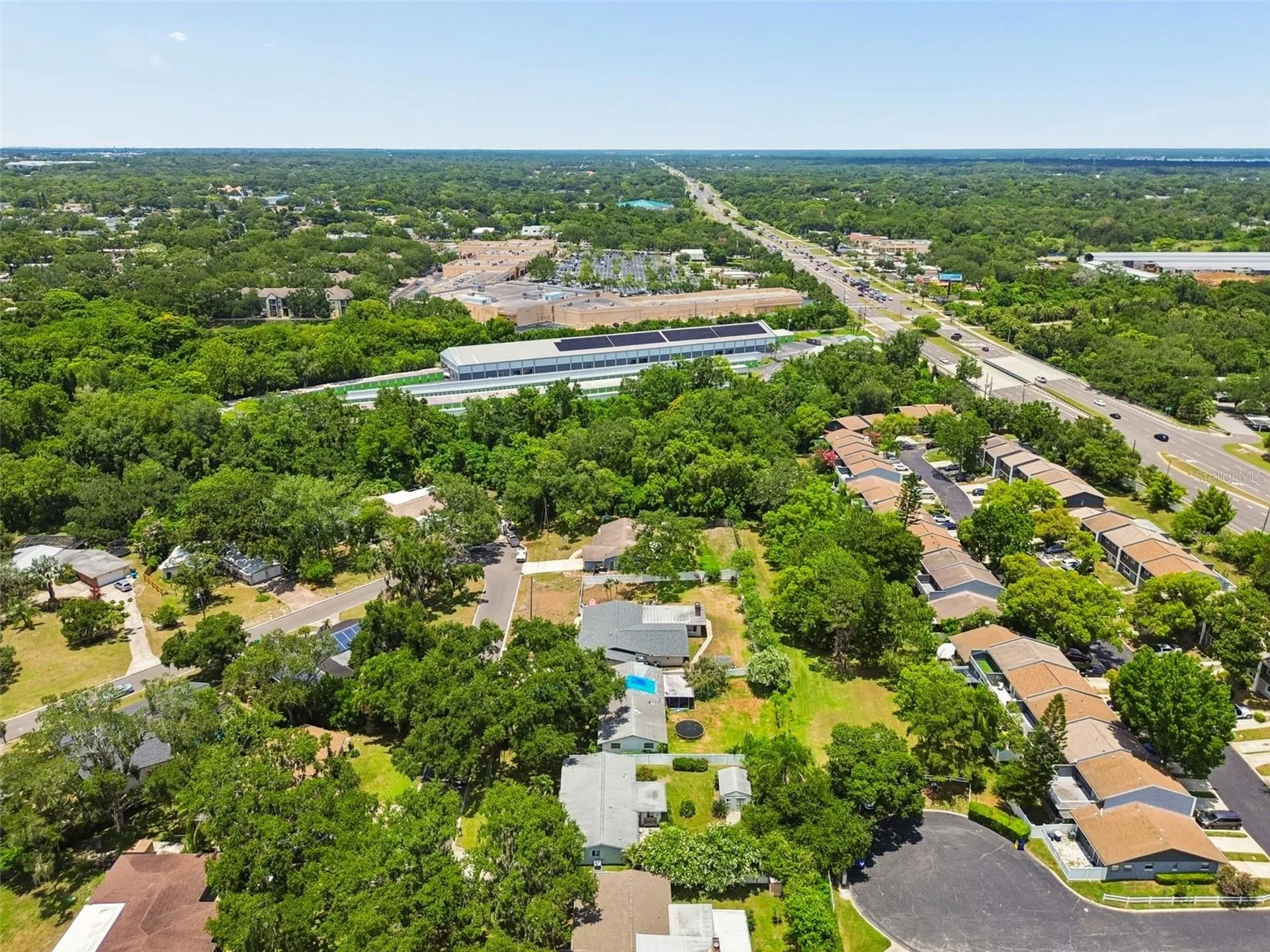 1207 Kapok Circle Clearwater FL 33759
