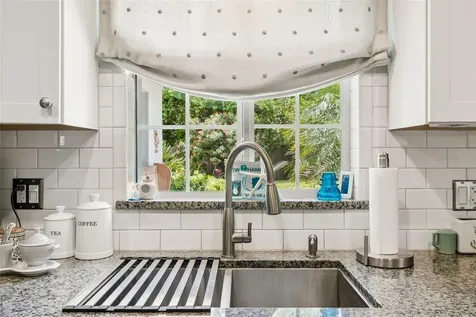 1207 Kapok Circle Clearwater FL 33759