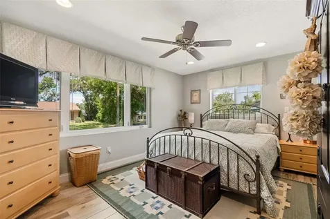 1207 Kapok Circle Clearwater FL 33759