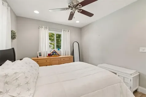 1207 Kapok Circle Clearwater FL 33759