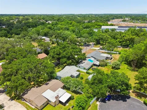 1207 Kapok Circle Clearwater FL 33759