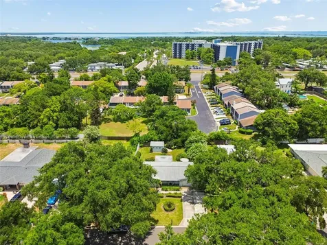 1207 Kapok Circle Clearwater FL 33759