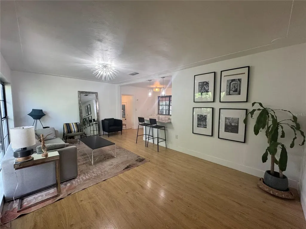 309 Deer Park Avenue Tampa FL 33617