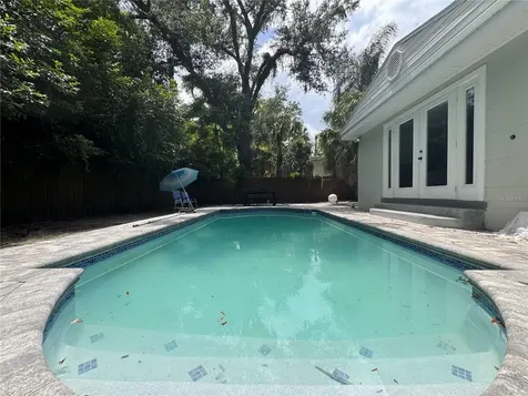 309 Deer Park Avenue Tampa FL 33617