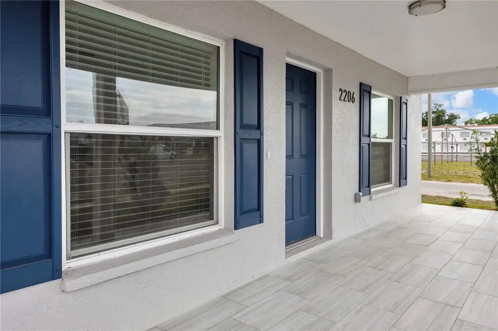 2206 53rd Avenue E Bradenton FL 34203