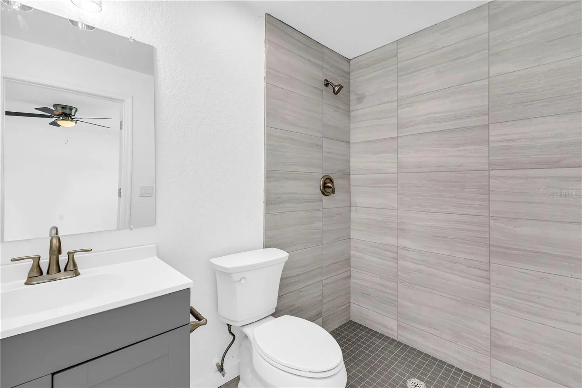 2206 53rd Avenue E Bradenton FL 34203