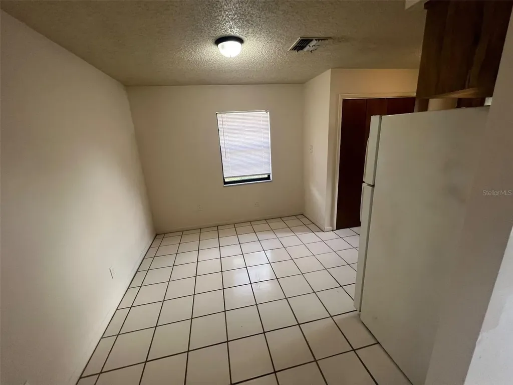 4851 16th Street Zephyrhills FL 33542