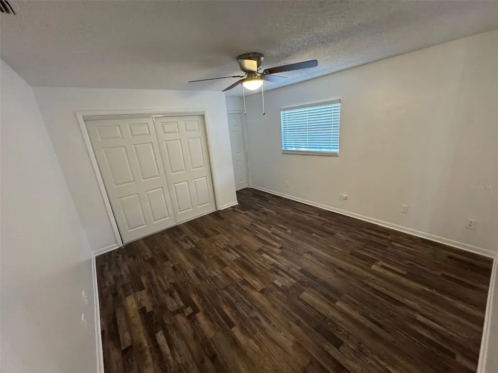 4851 16th Street Zephyrhills FL 33542