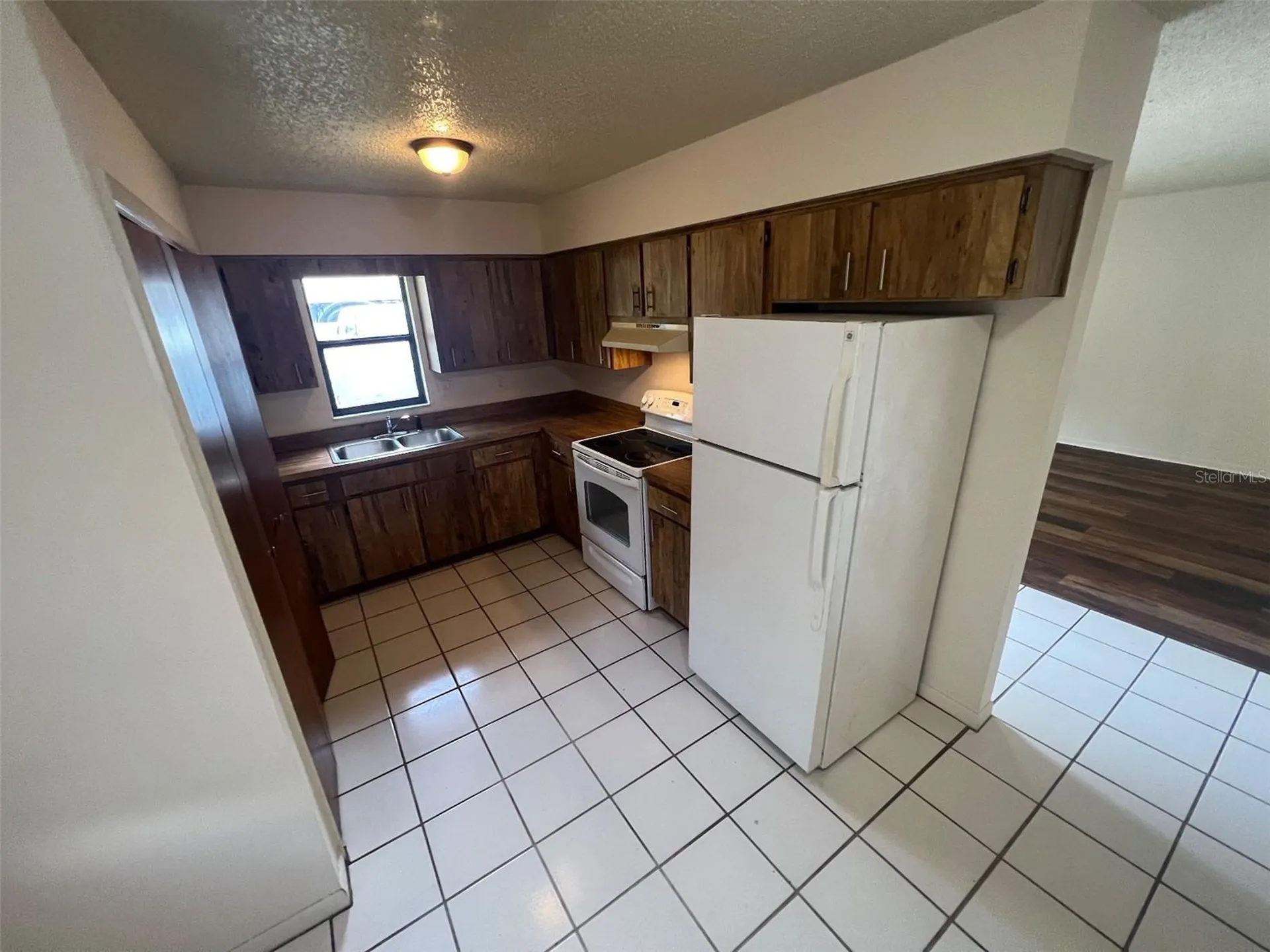 4851 16th Street Zephyrhills FL 33542