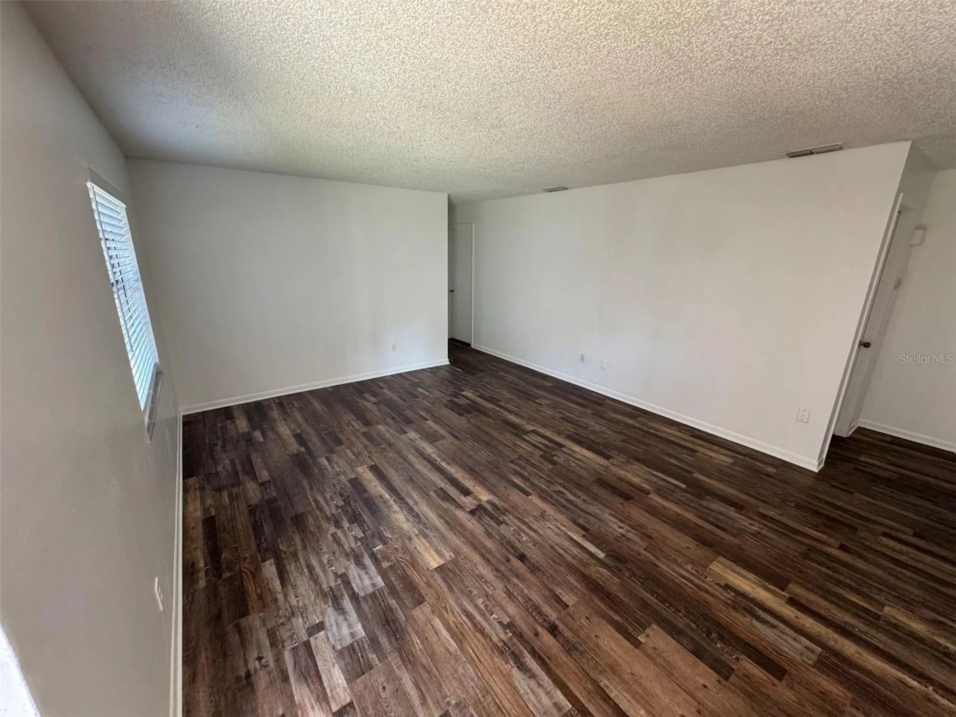 4851 16th Street Zephyrhills FL 33542