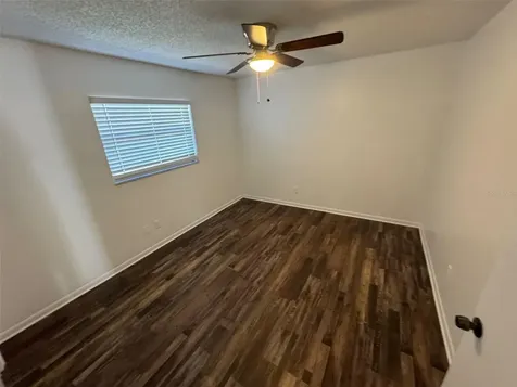 4851 16th Street Zephyrhills FL 33542