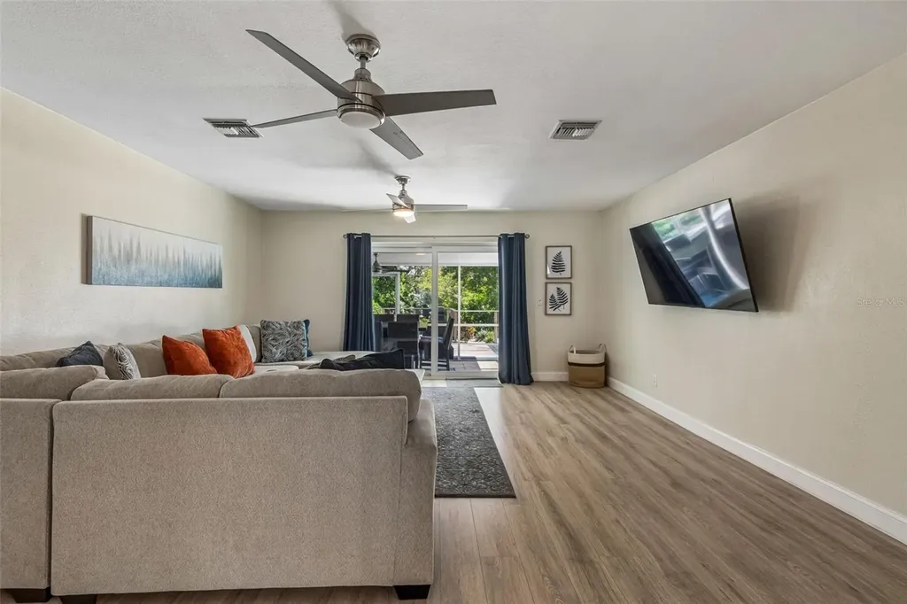 3282 Honeysuckle Road Largo FL 33770