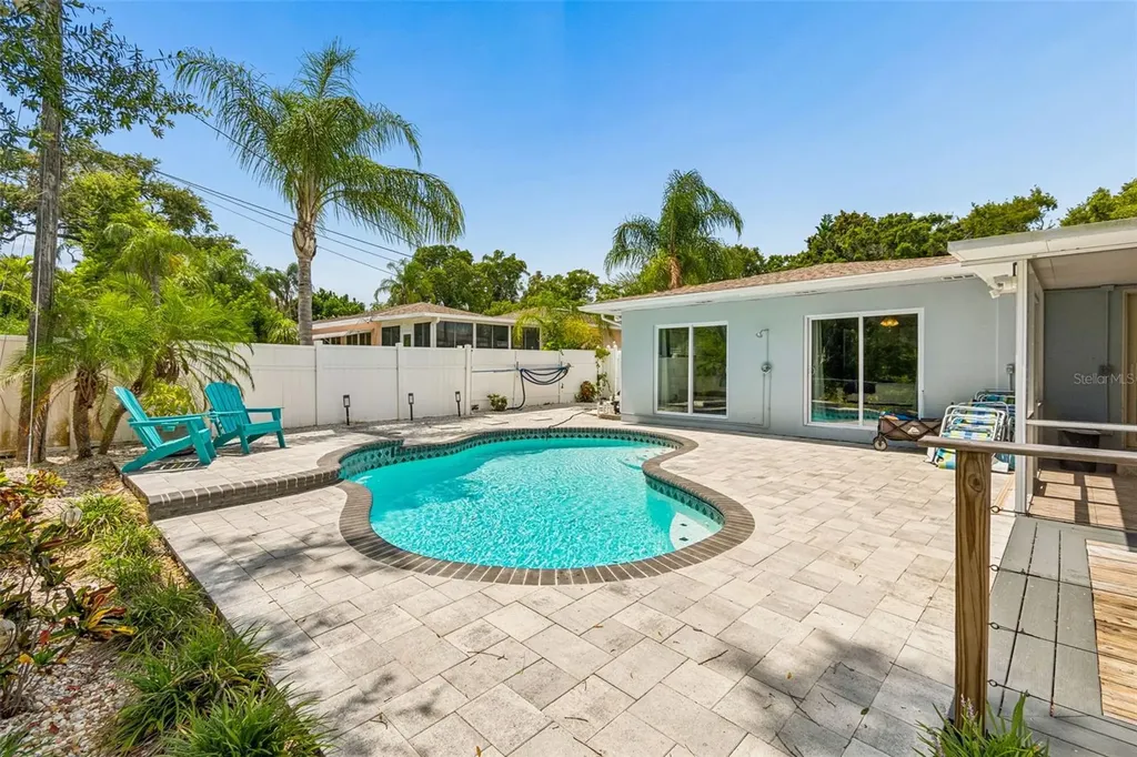 3282 Honeysuckle Road Largo FL 33770