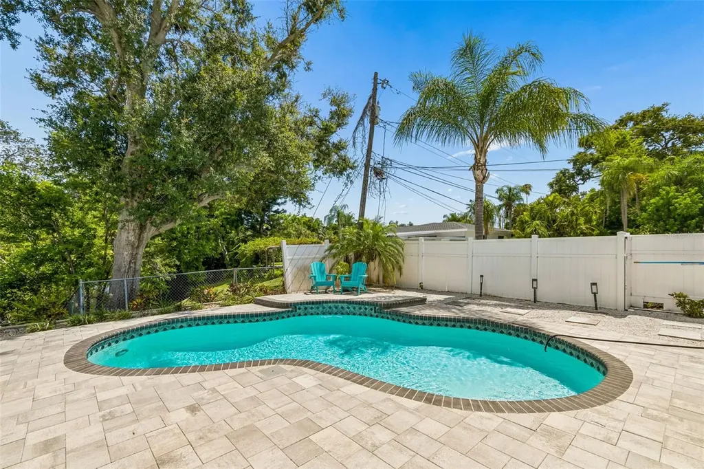 3282 Honeysuckle Road Largo FL 33770
