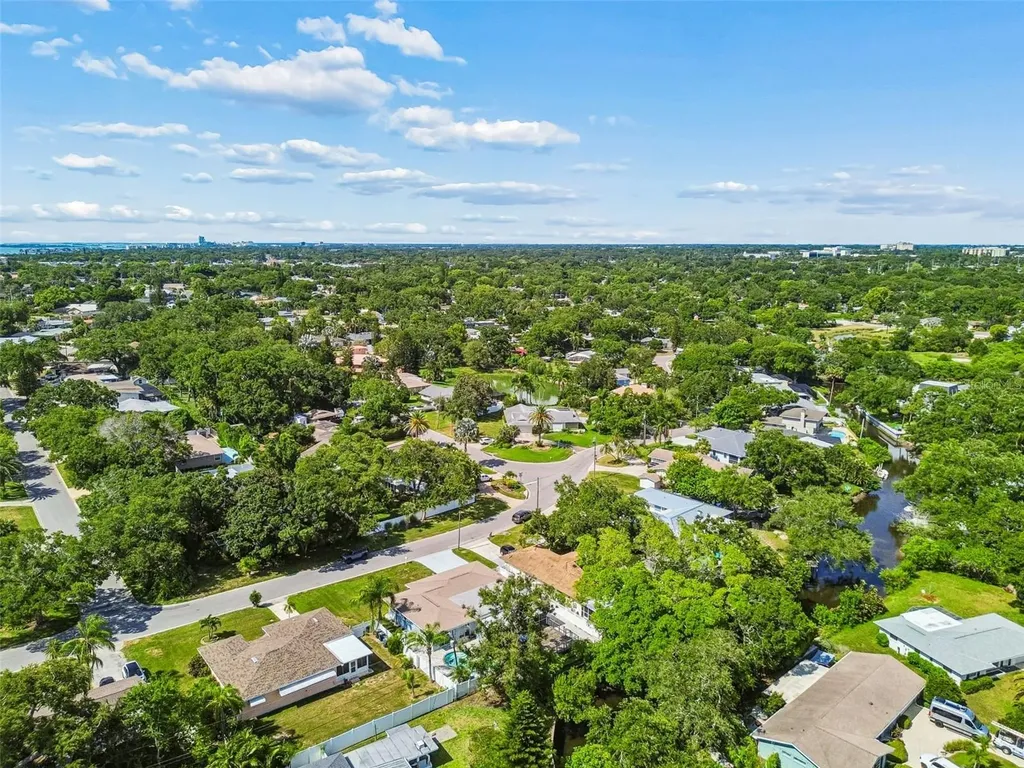 3282 Honeysuckle Road Largo FL 33770
