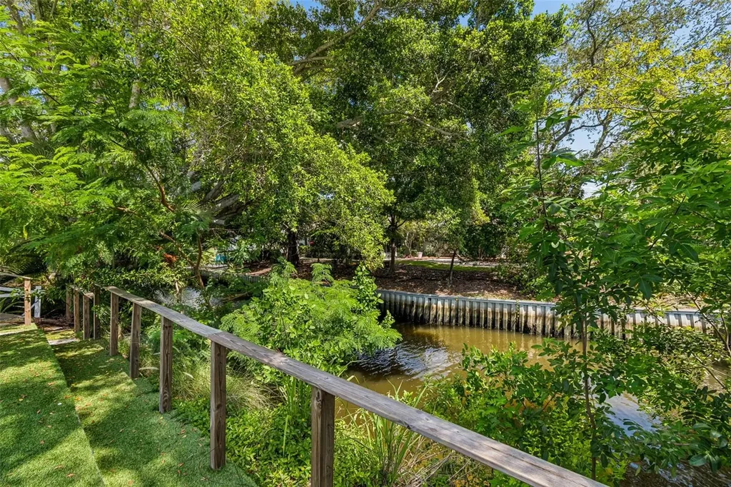 3282 Honeysuckle Road Largo FL 33770