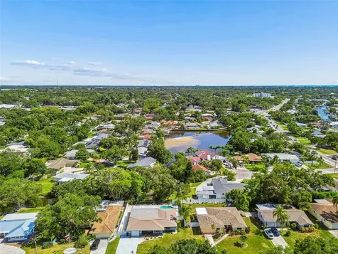 3282 Honeysuckle Road Largo FL 33770