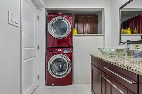 3282 Honeysuckle Road Largo FL 33770