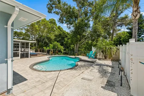 3282 Honeysuckle Road Largo FL 33770