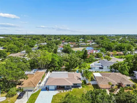 3282 Honeysuckle Road Largo FL 33770