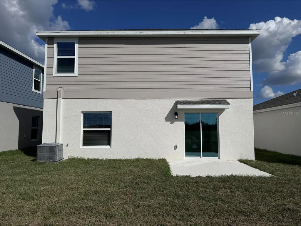 996 Harold Pass Winter Haven FL 33884